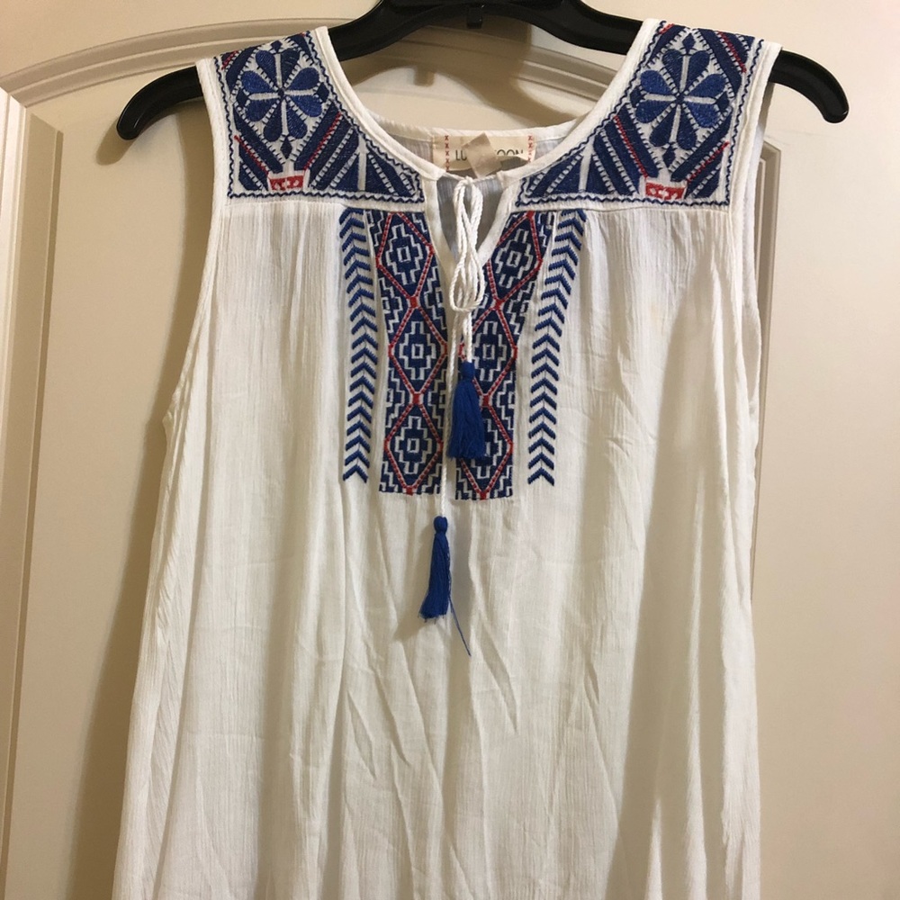 White with blue tribal print blouse